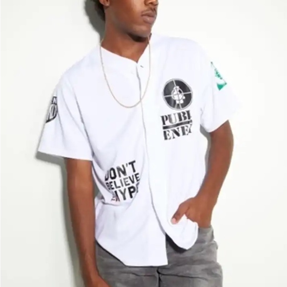 Defend Brooklyn : graphic baseball jersey